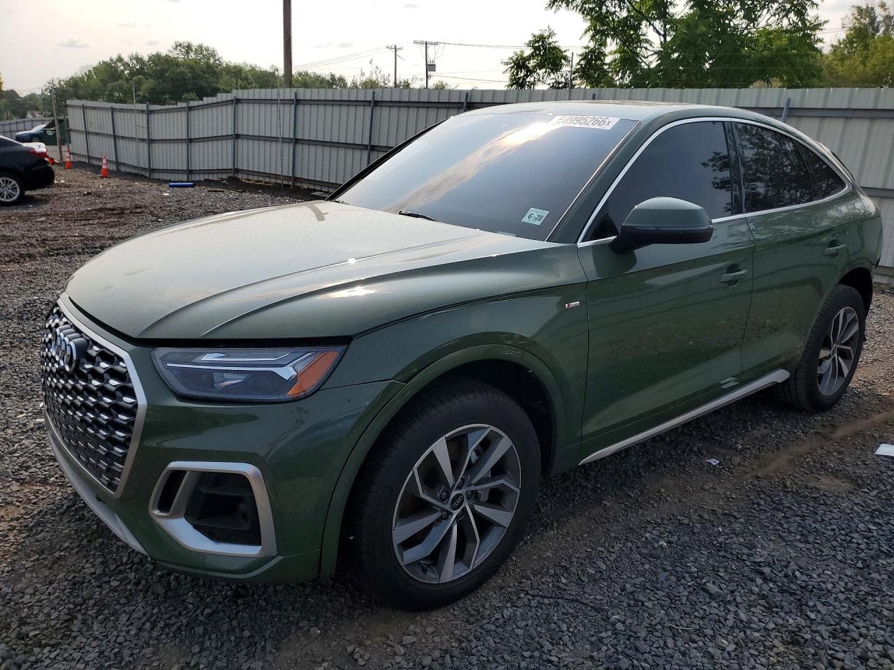 Audi Q5 2023 z USA