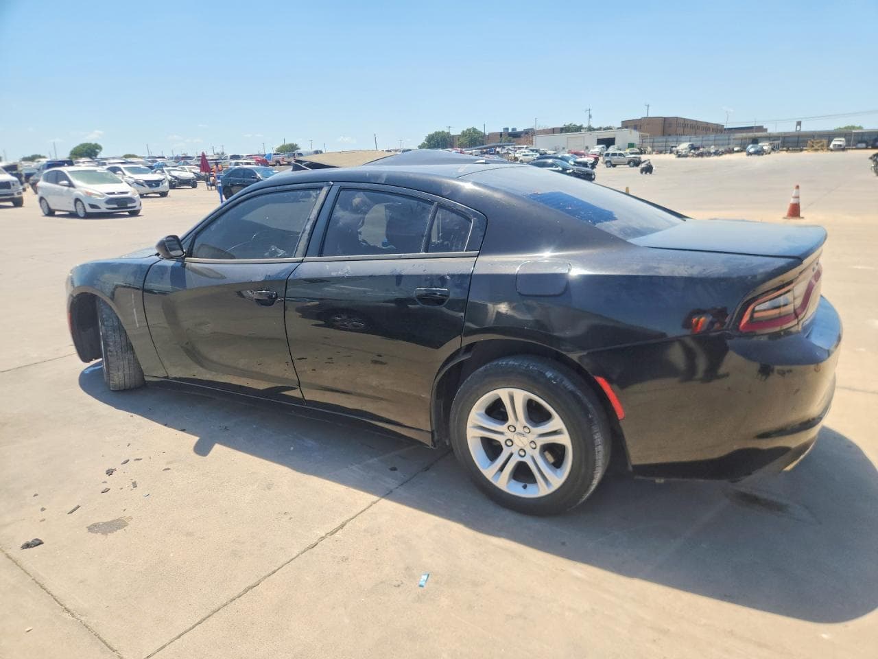 2020 Dodge Charger - foto 2