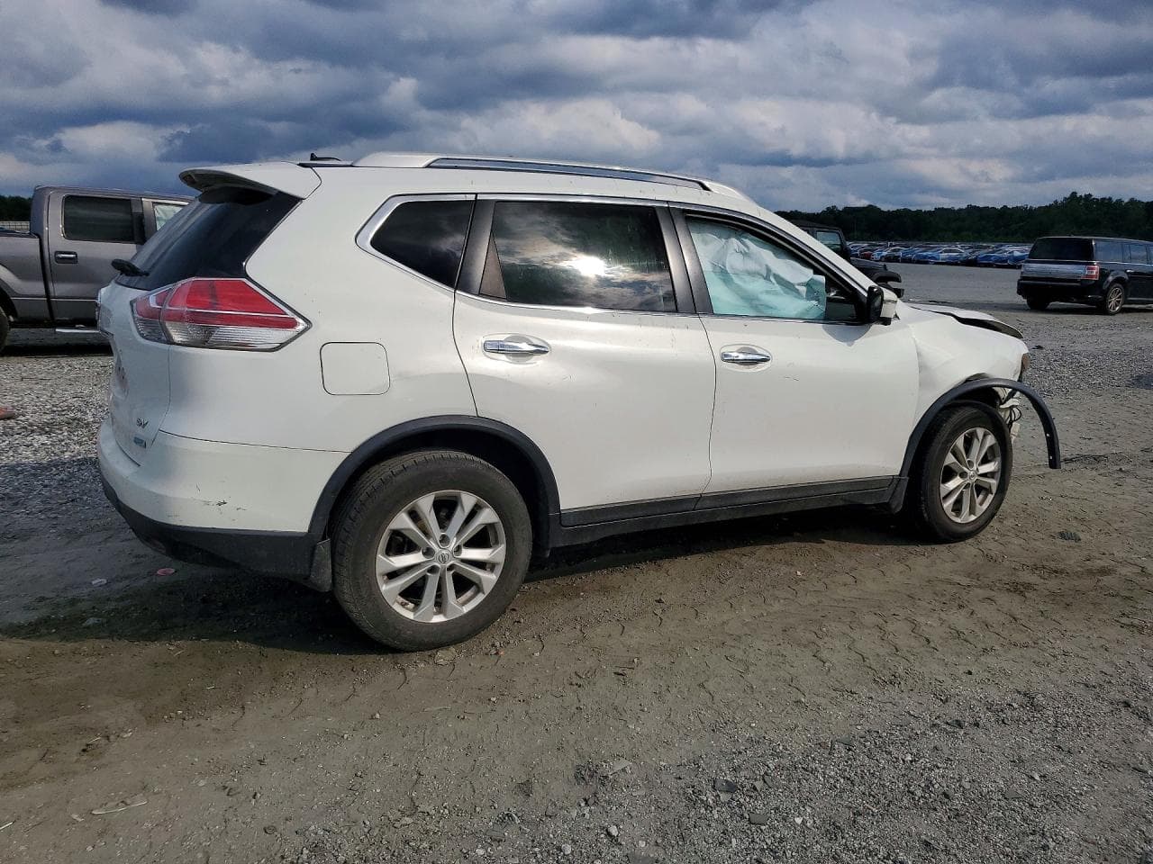 2014 Nissan Rogue Sv - foto 3