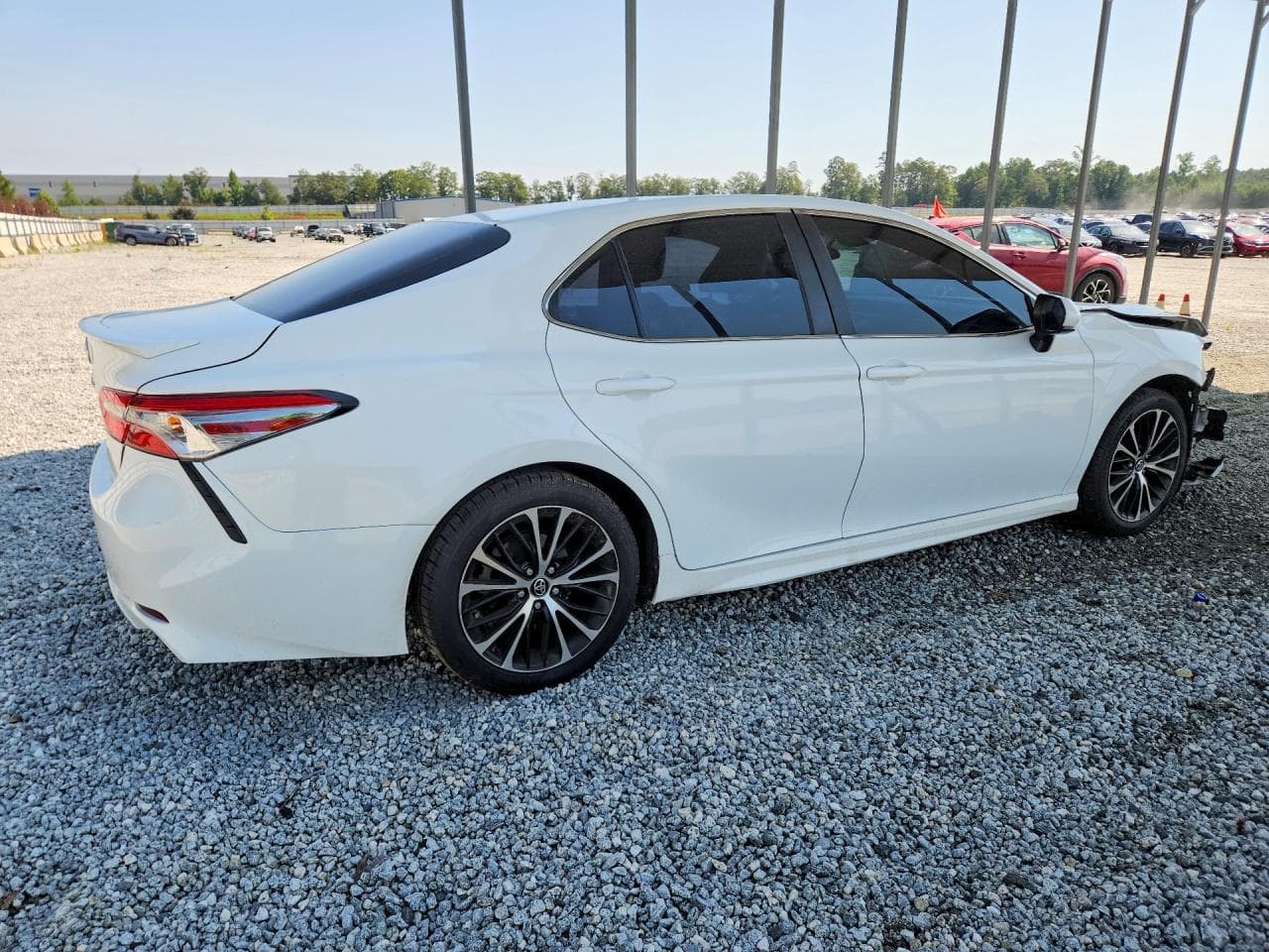 2018 Toyota Camry Se - foto 3