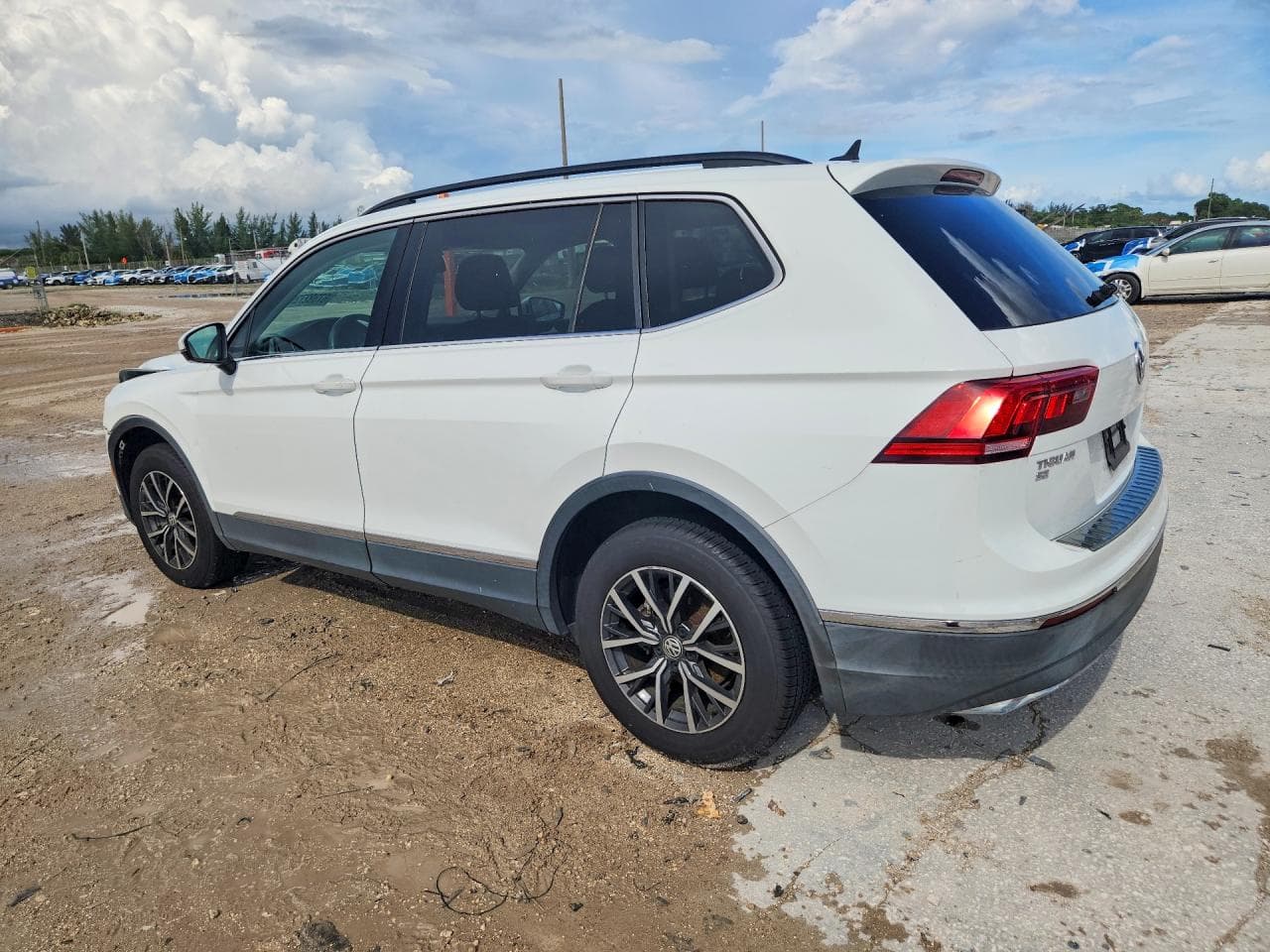 2020 Volkswagen Tiguan Se - foto 2