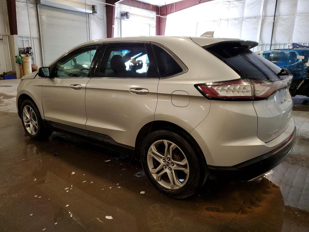 2016 Ford Edge Titanium - foto 2