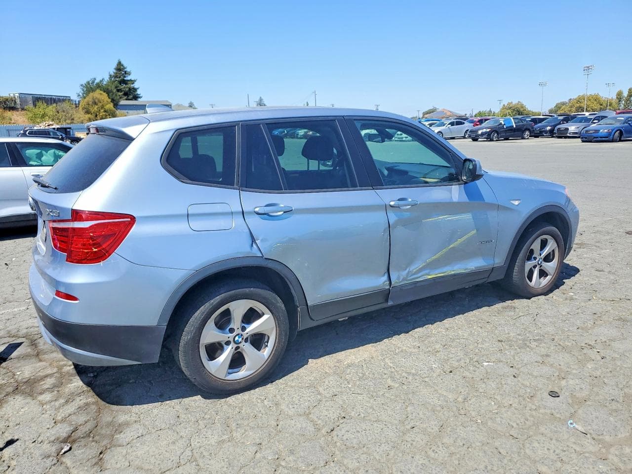 2011 BMW X3 xDrive28I - foto 3