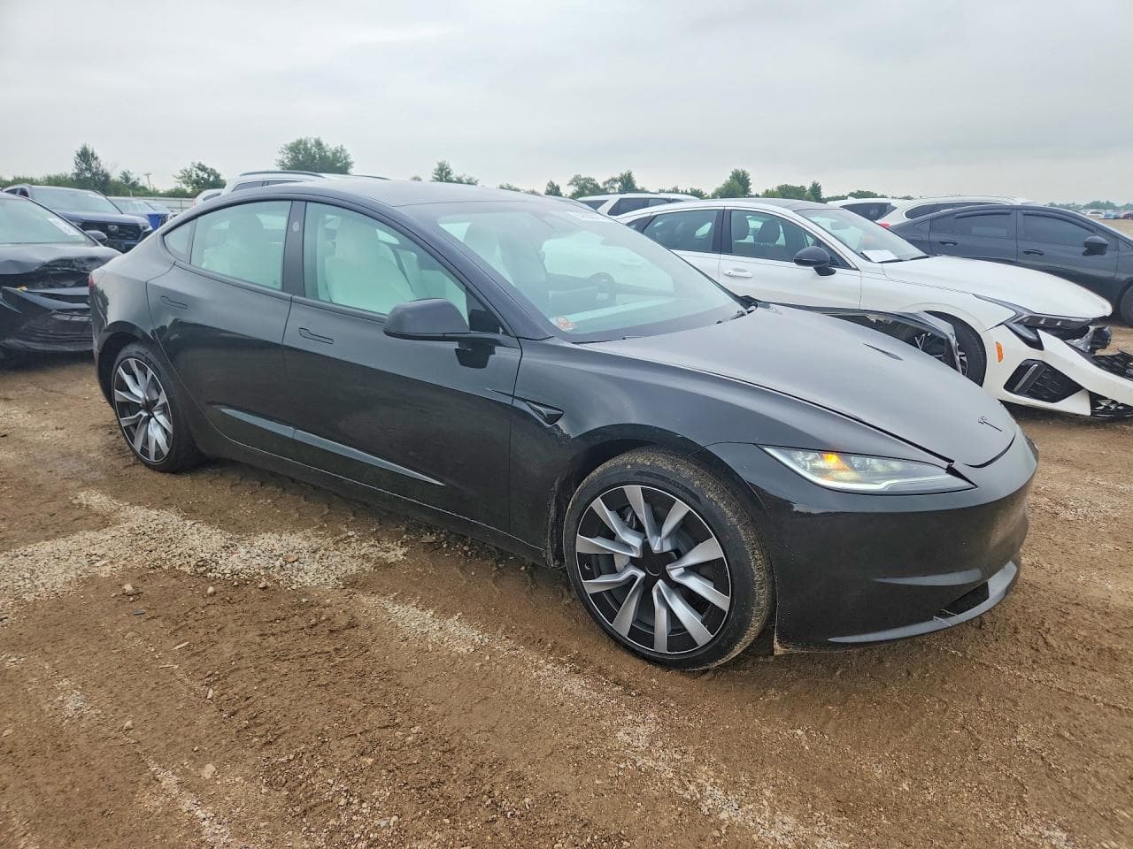 2026 Tesla Model 3 - foto 4