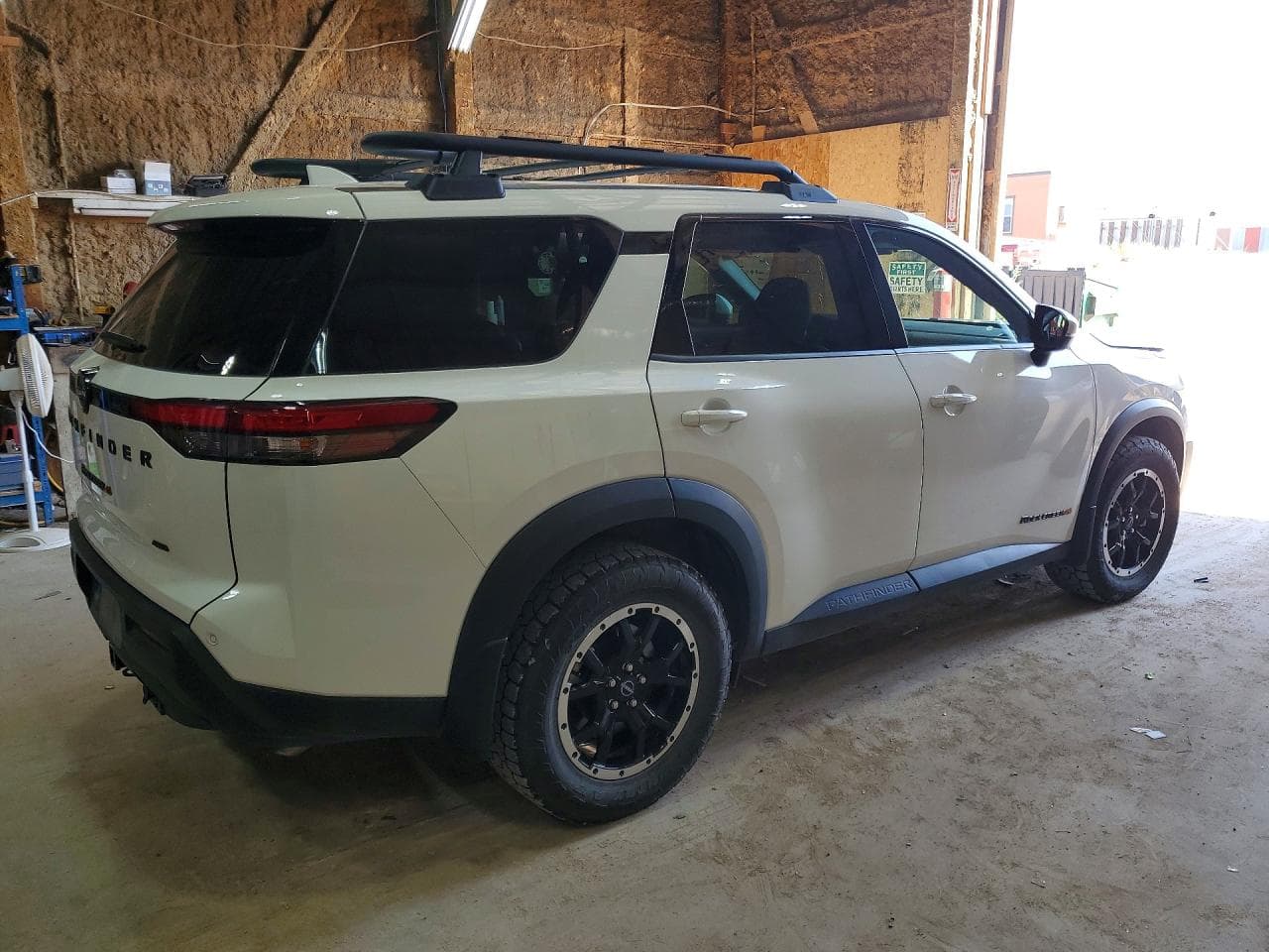 2025 Nissan Pathfinder Rock Creek - foto 3