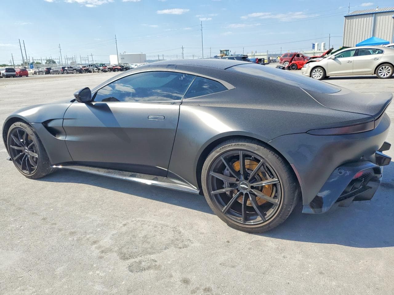 2019 Aston Martin Vantage - foto 2