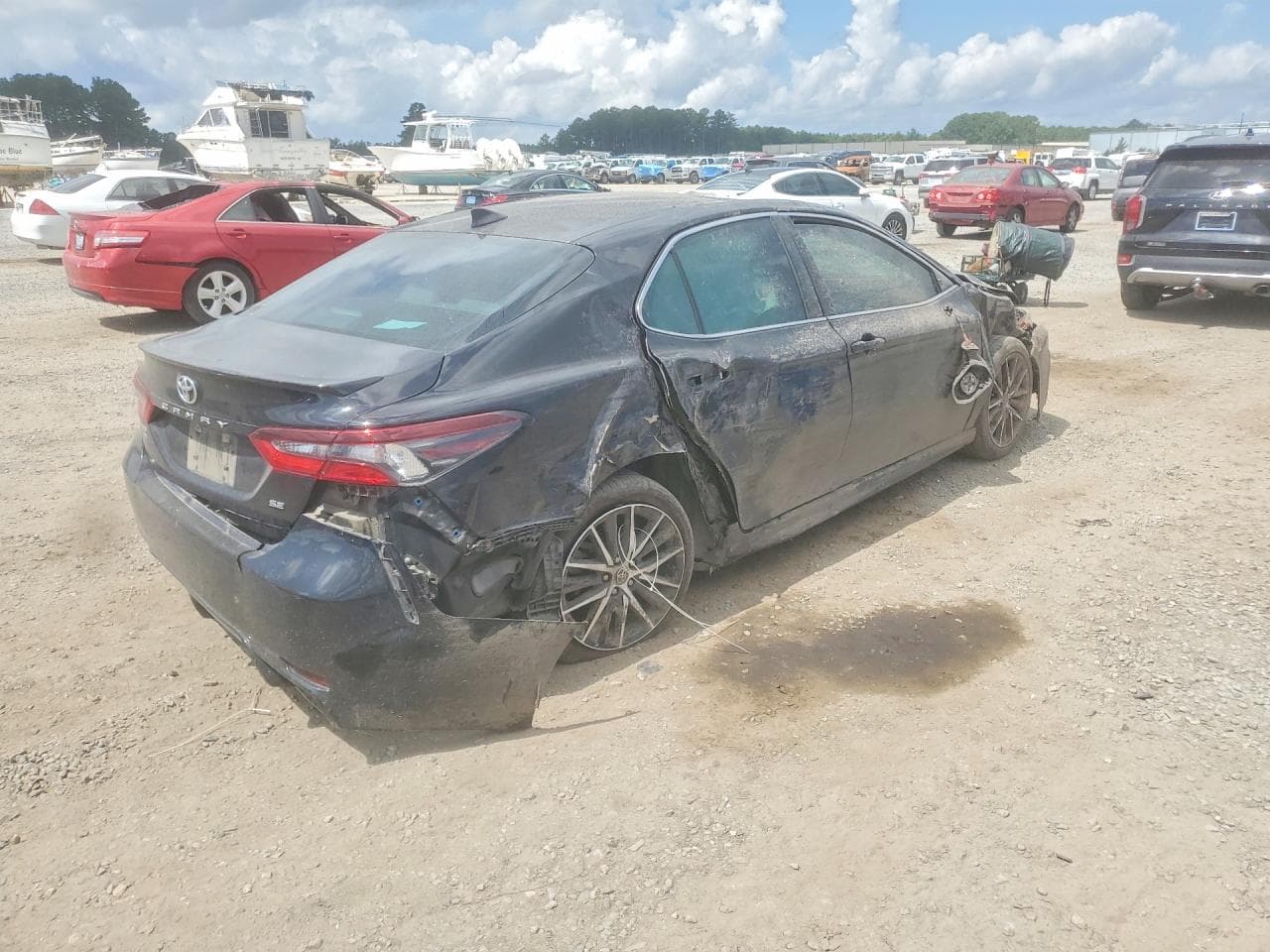 2021 Toyota Camry Se - foto 3