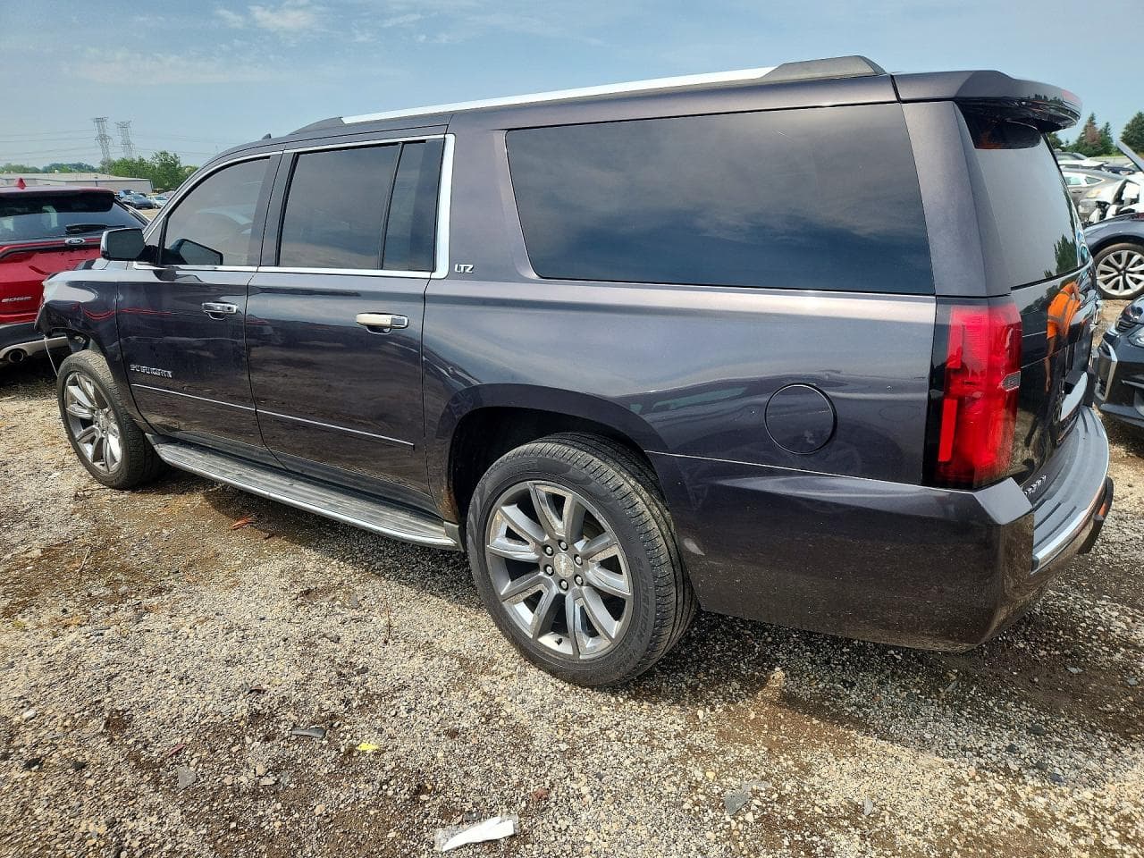 2015 Chevrolet Suburban K1500 Ltz - foto 2