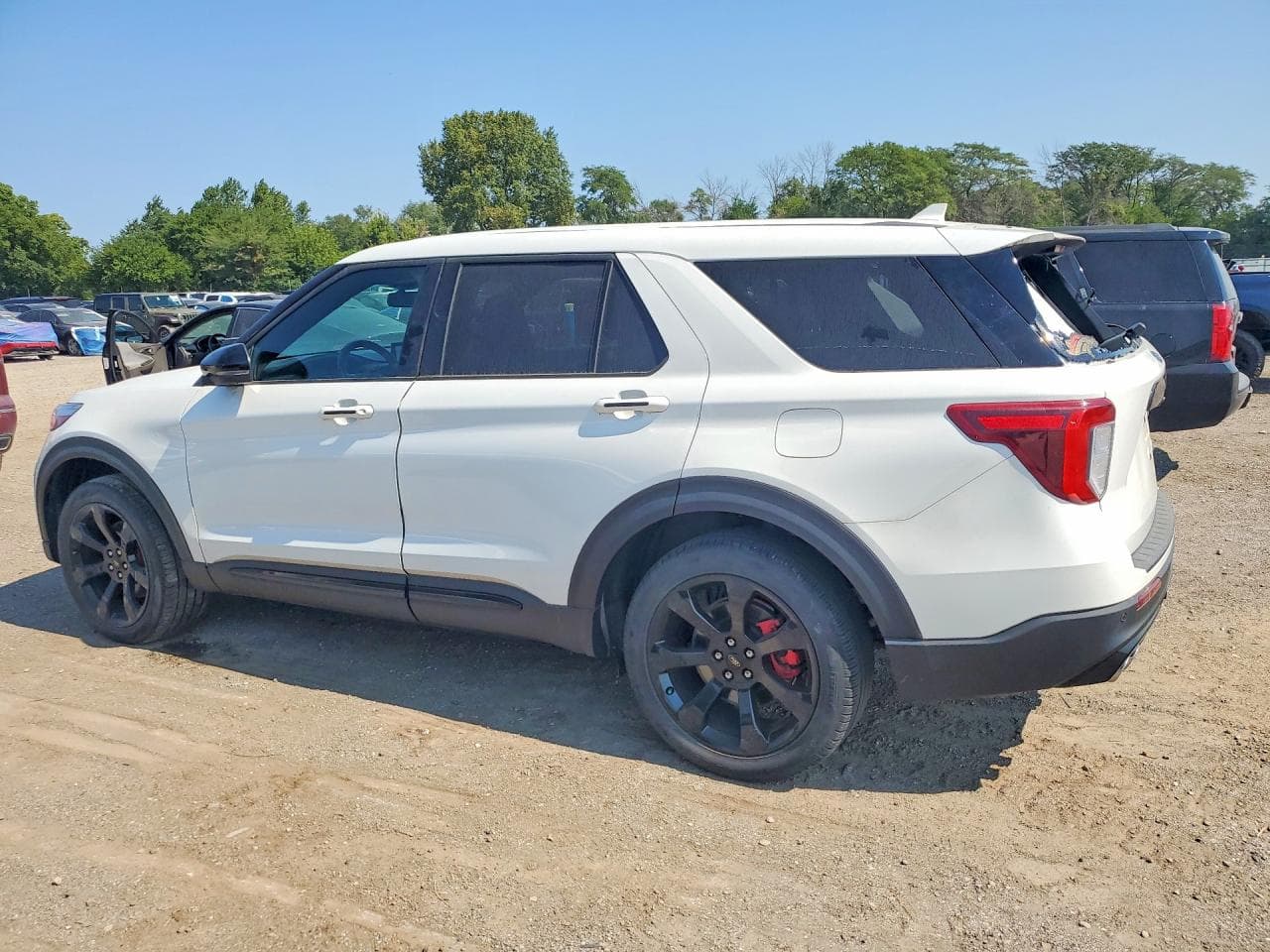 2022 Ford Explorer St - foto 2