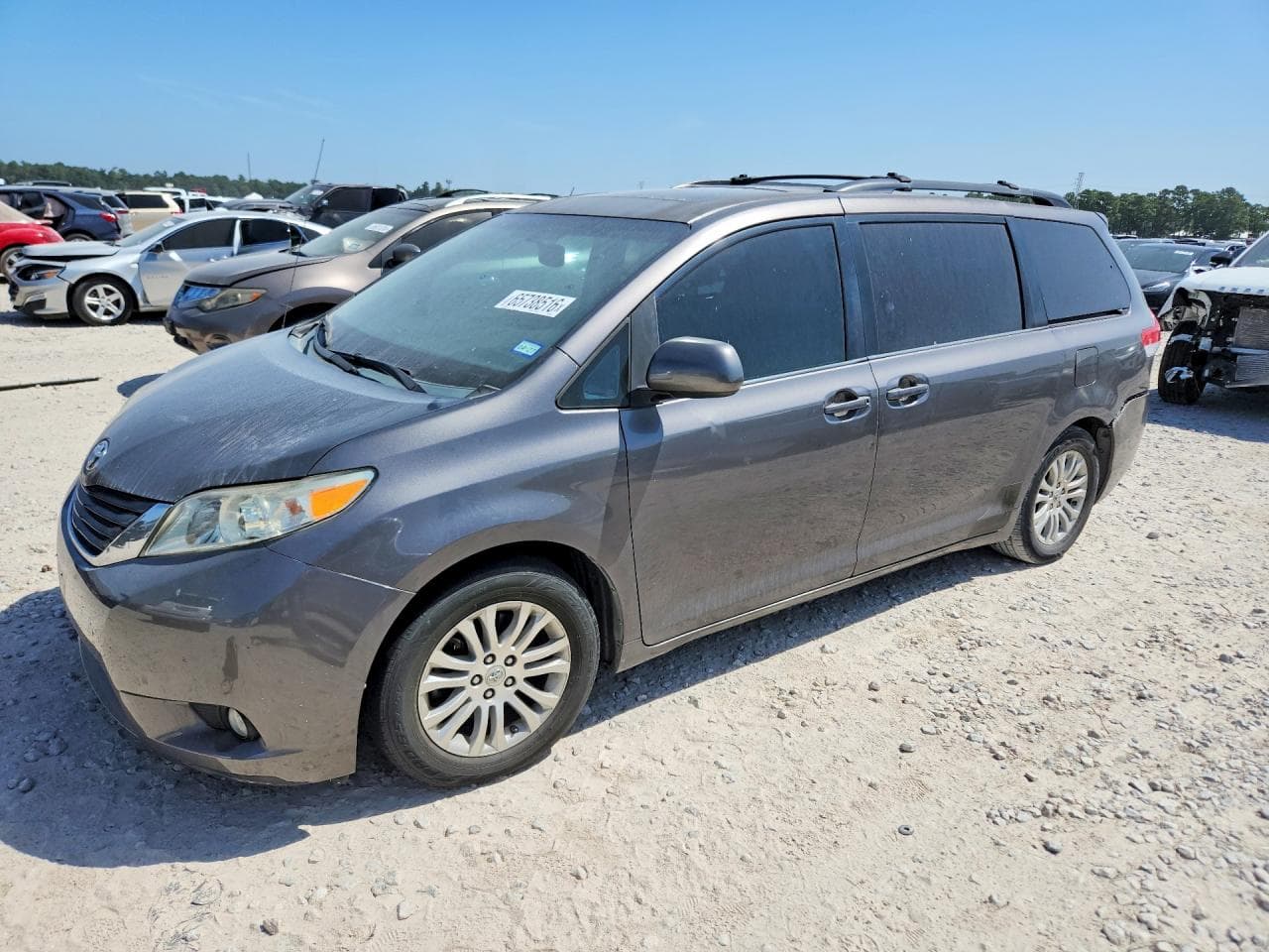 2011 Toyota Sienna Xle 8-Passenger