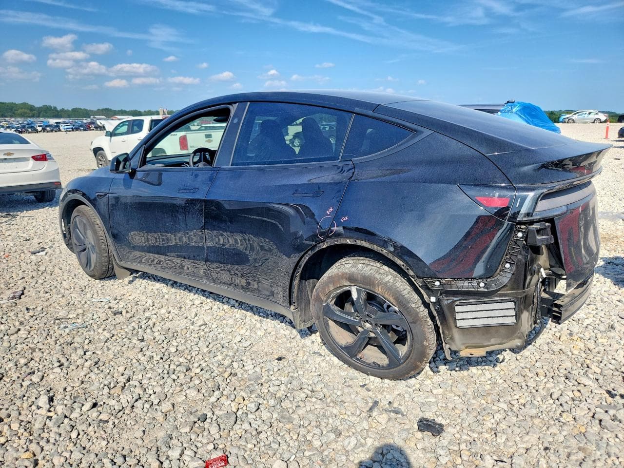 2026 Tesla Model Y - foto 2