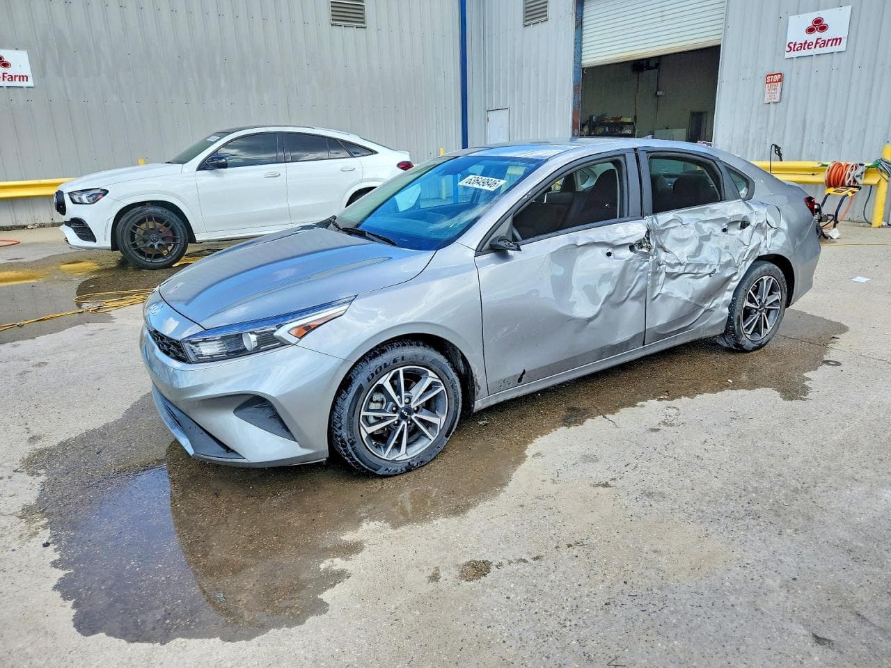Kia Forte 2023 z USA