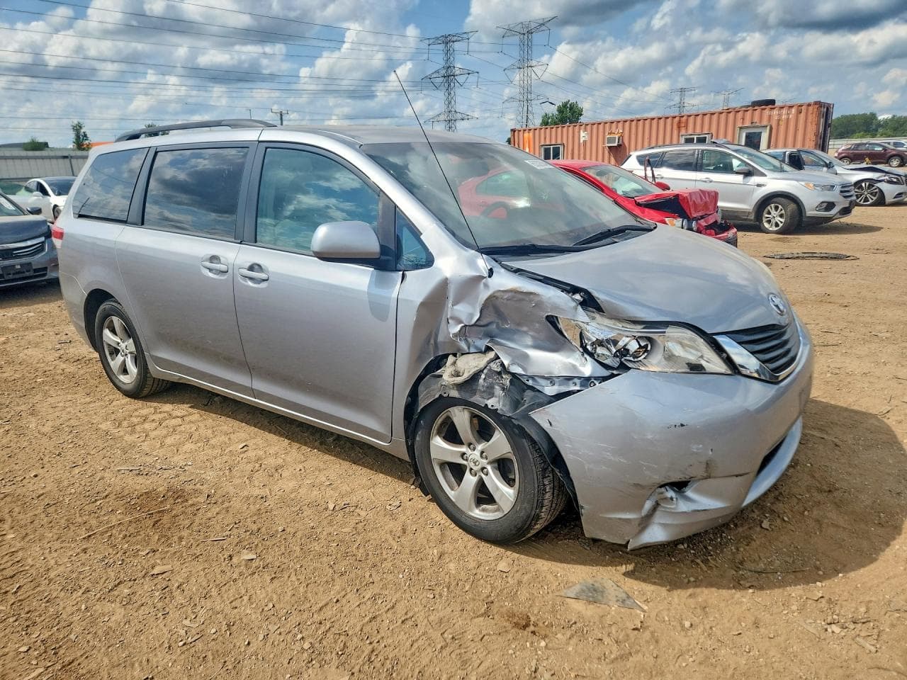 2011 Toyota Sienna Le - foto 4