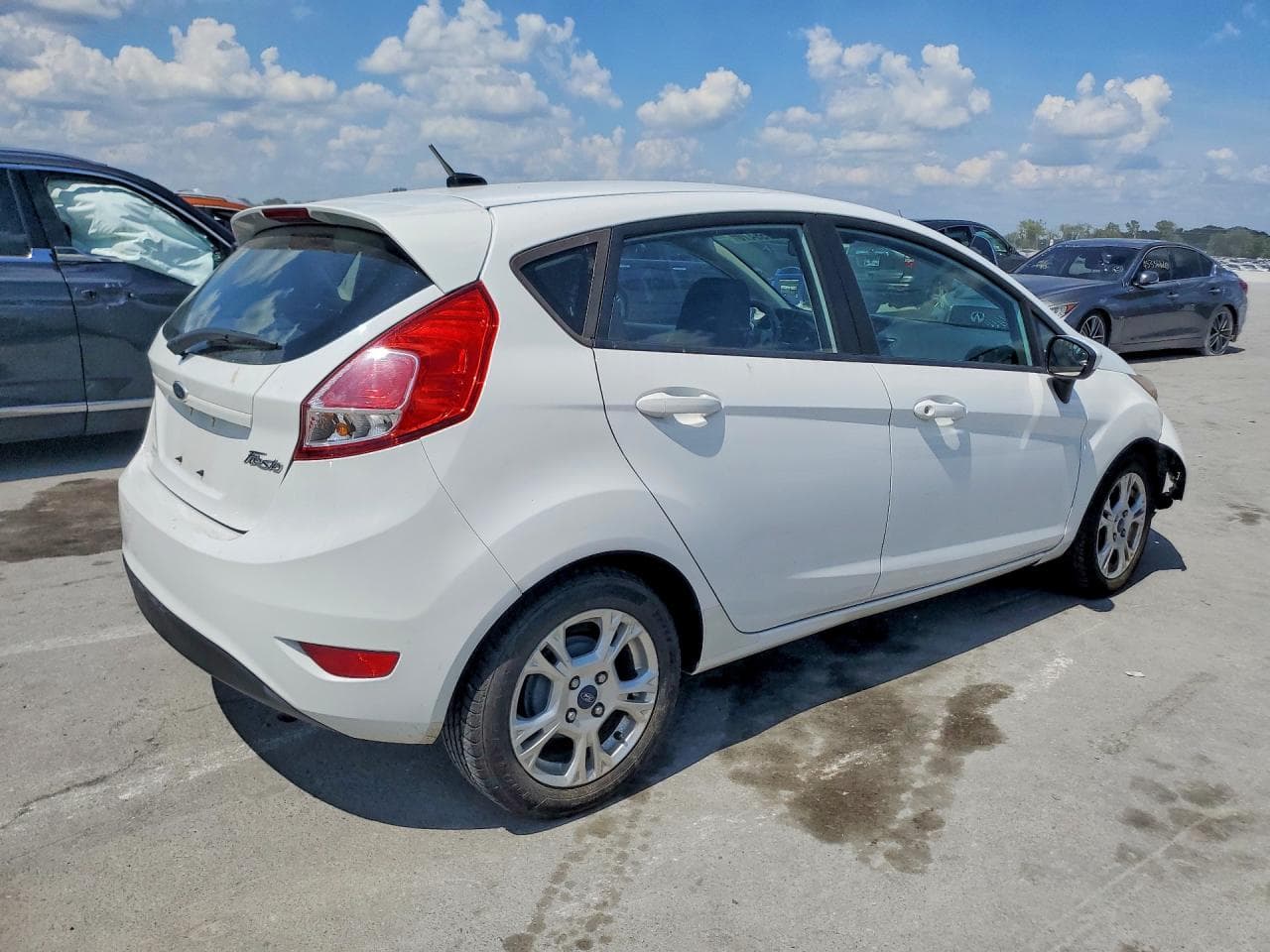 2015 Ford Fiesta S - foto 3