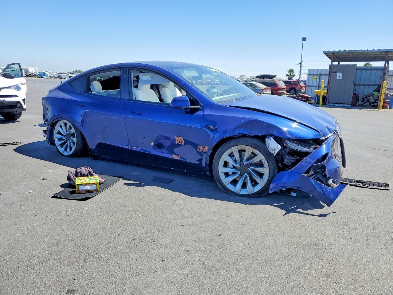 2026 Tesla Model Y - foto 4