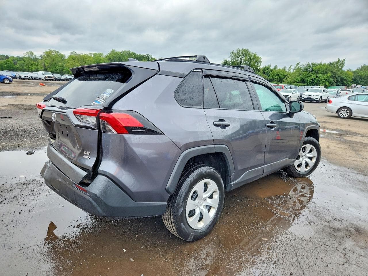 2020 Toyota Rav4 Le - foto 3