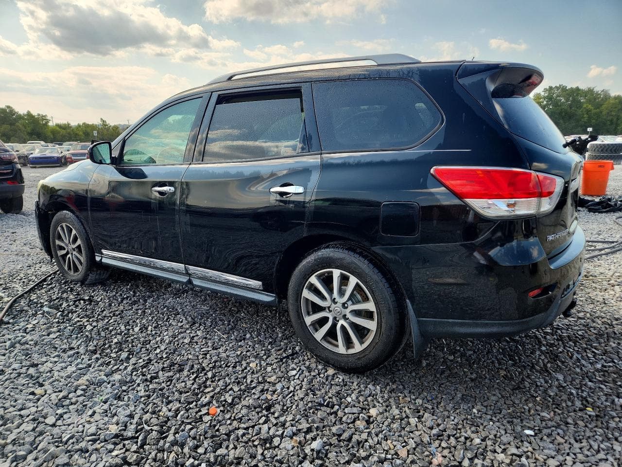 2014 Nissan Pathfinder Sl - foto 2