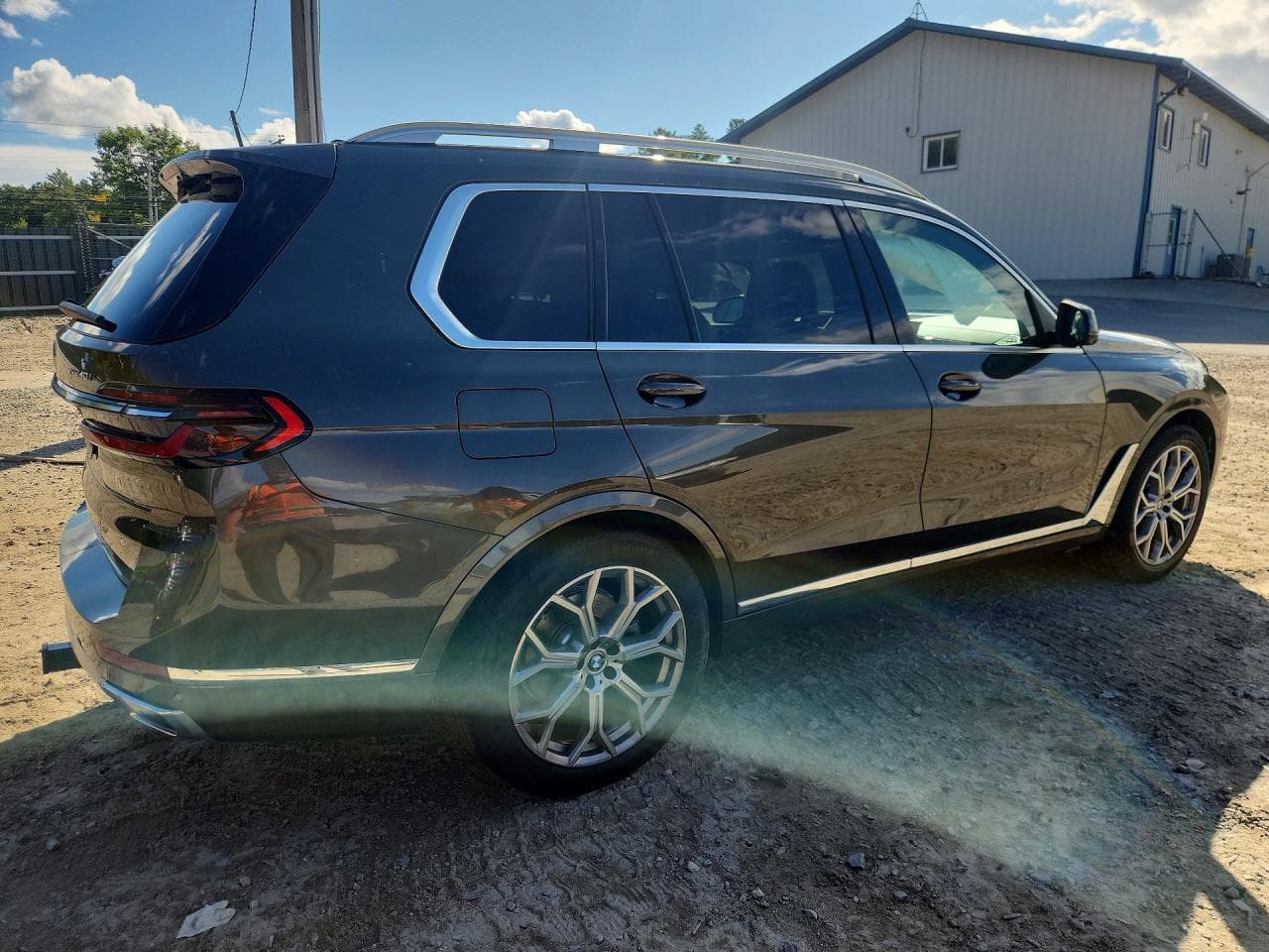 2025 BMW X7 xDrive40I - foto 3