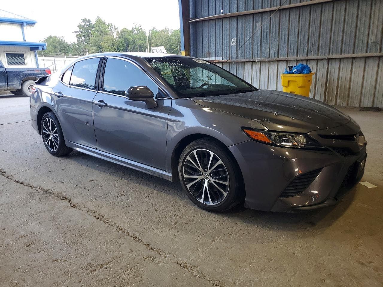2020 Toyota Camry Se - foto 4