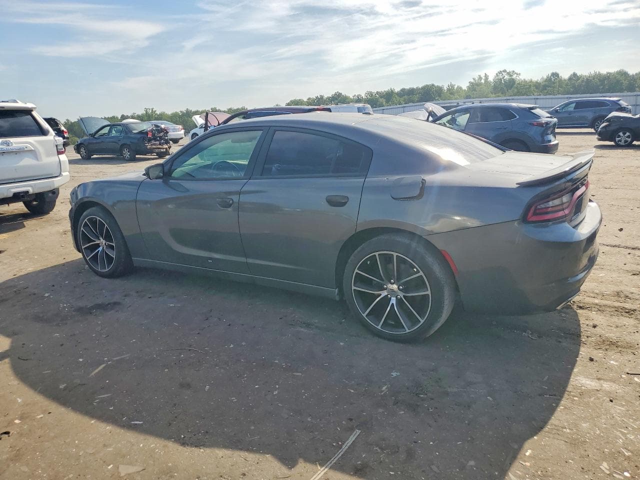 2019 Dodge Charger Sxt - foto 2