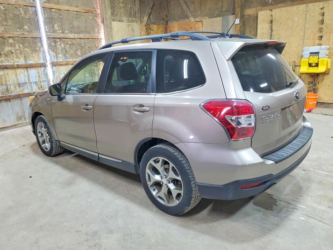 2015 Subaru Forester 2.5I Touring - foto 2