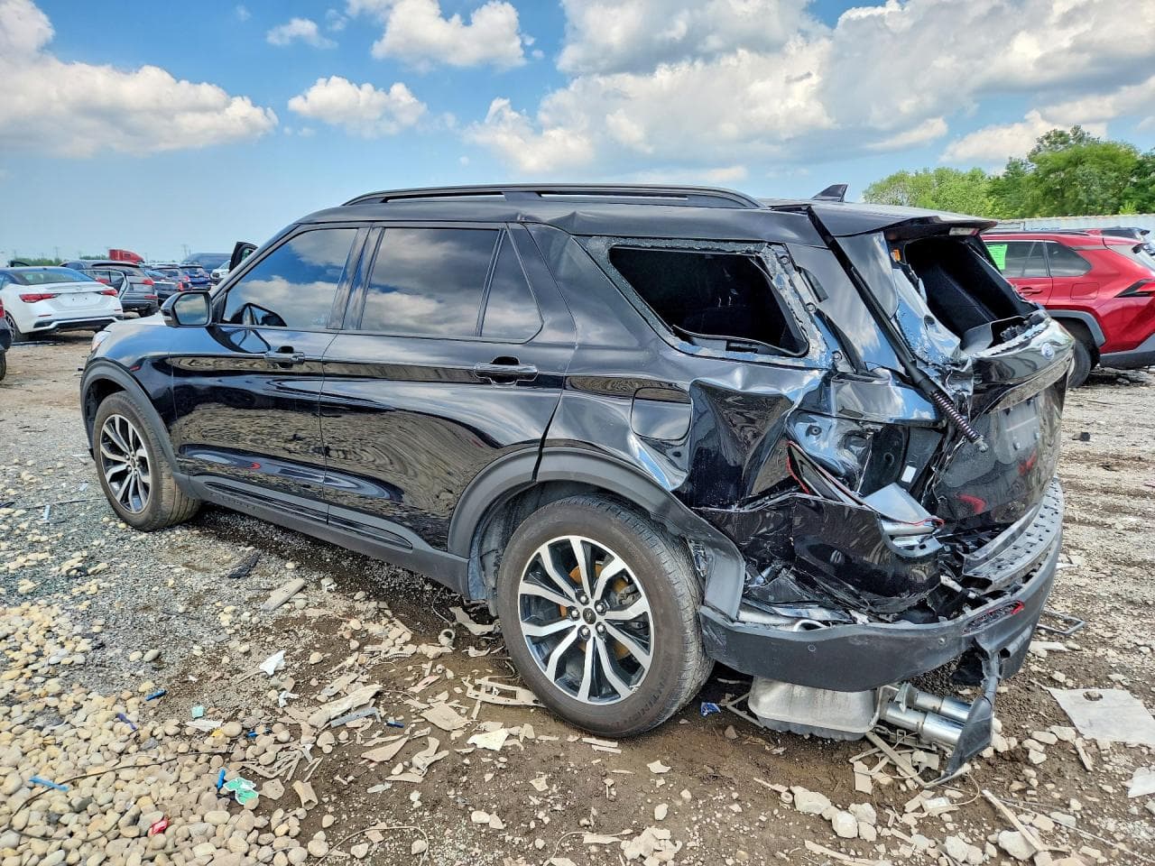 2020 Ford Explorer St - foto 2