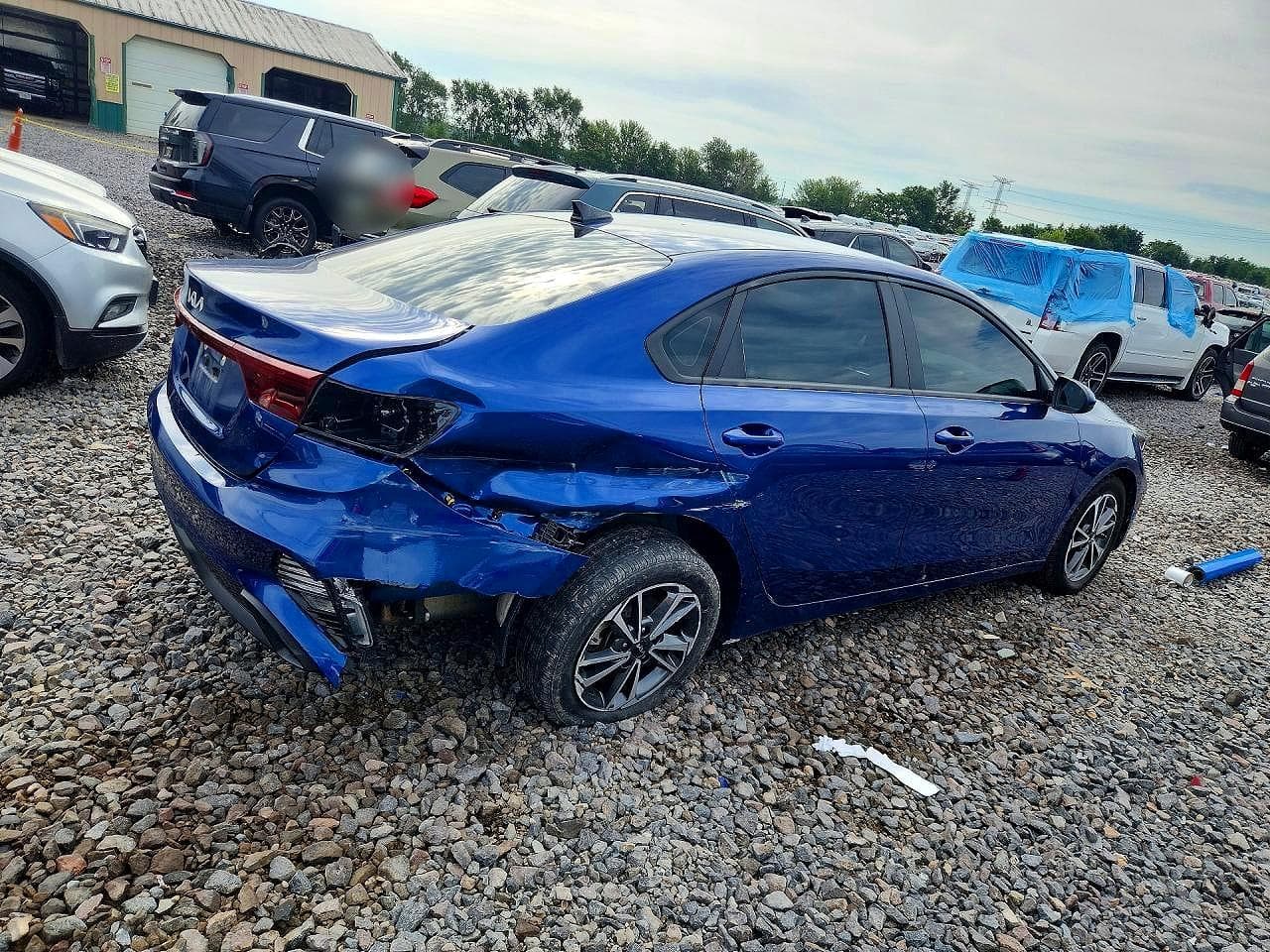 2022 Kia Forte Lxs - foto 3
