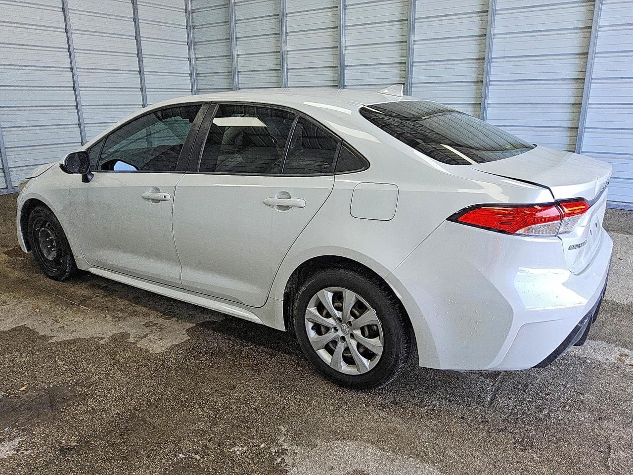 2022 Toyota Corolla Le - foto 2