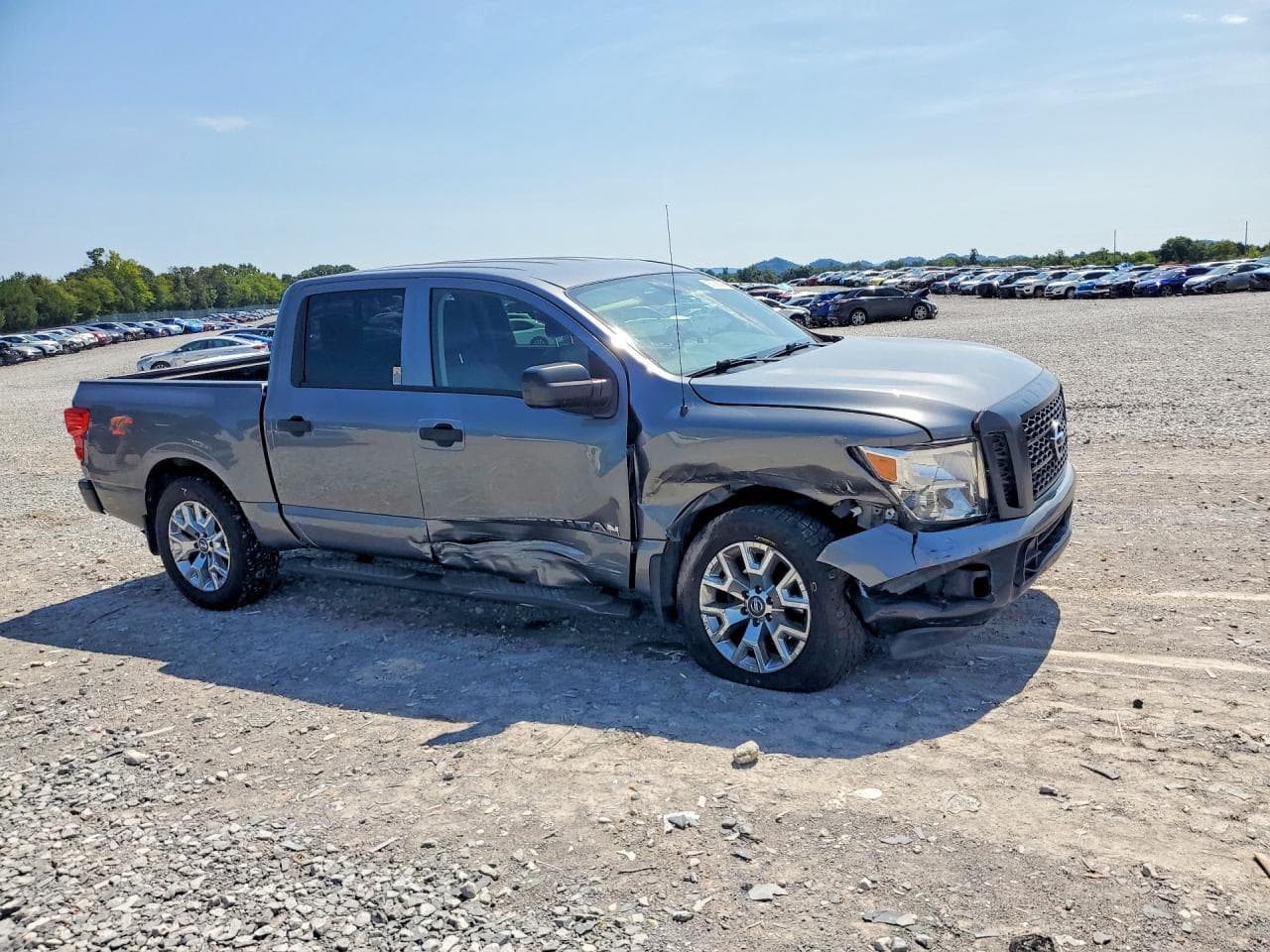 2018 Nissan Titan S - foto 4