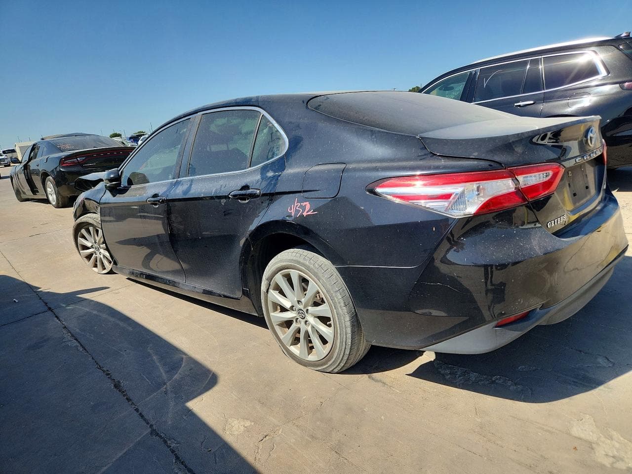 2018 Toyota Camry Le - foto 2