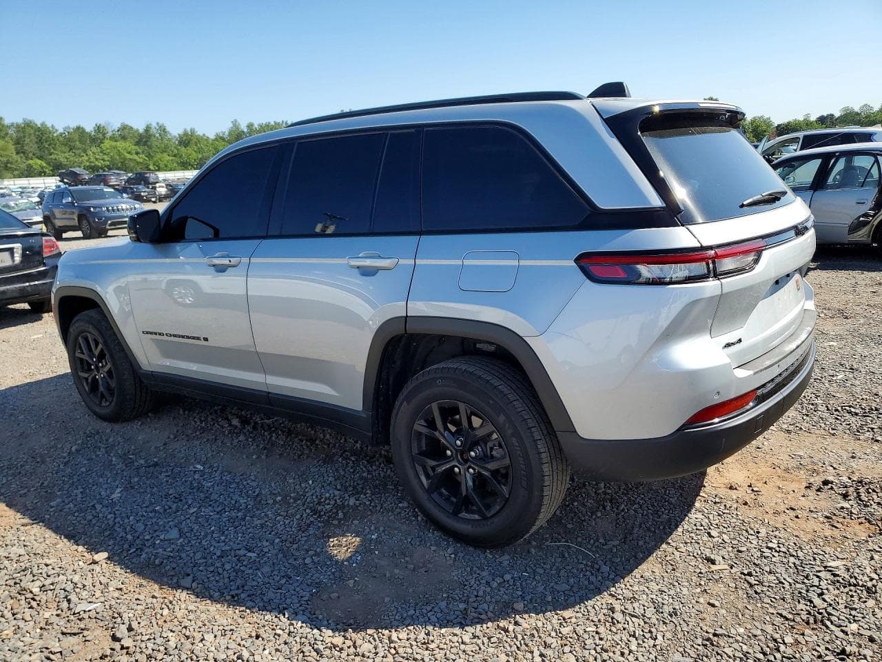 2024 Jeep Grand Cherokee Laredo - foto 2