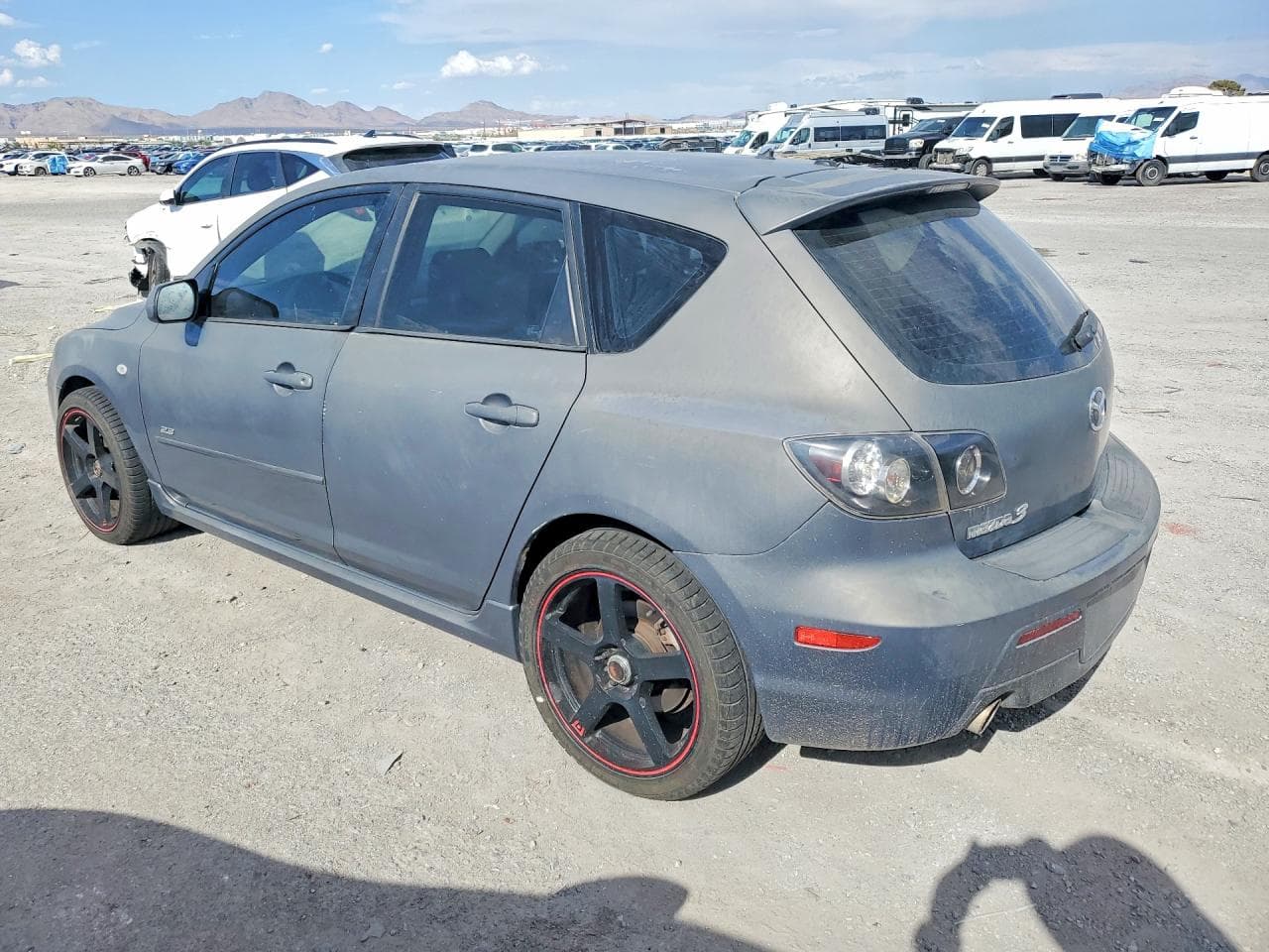 2007 Mazda 3 Hatchback - foto 2