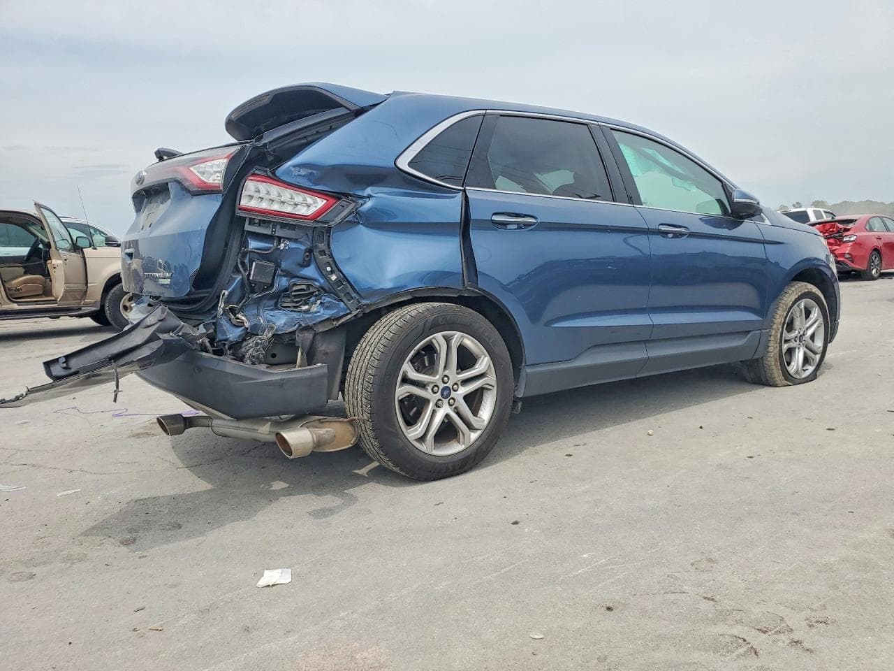 2018 Ford Edge Titanium - foto 3