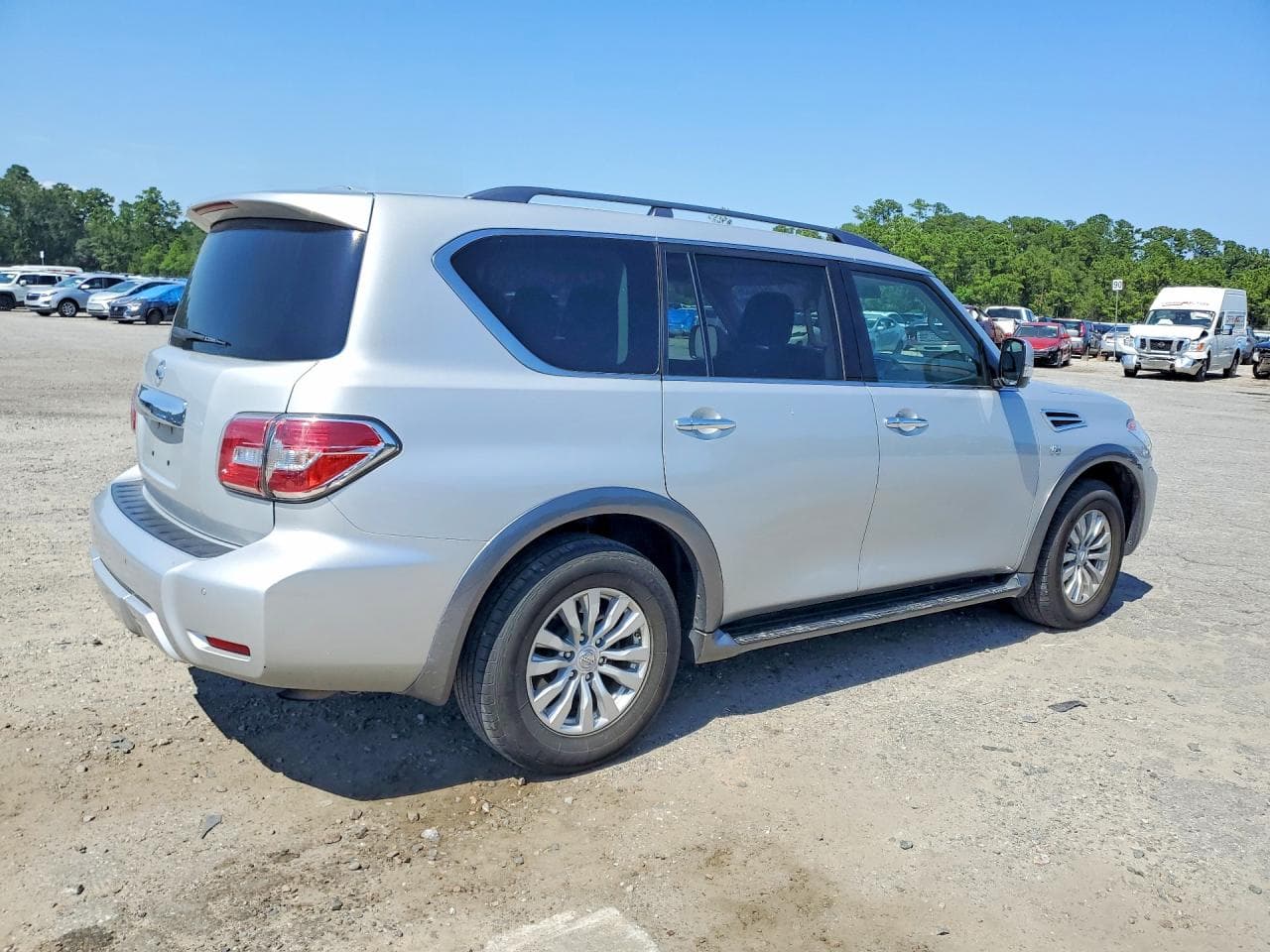 2018 Nissan Armada Sv - foto 3
