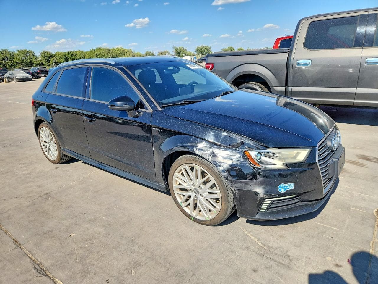 2018 Audi A3 E-Tron Premium - foto 4