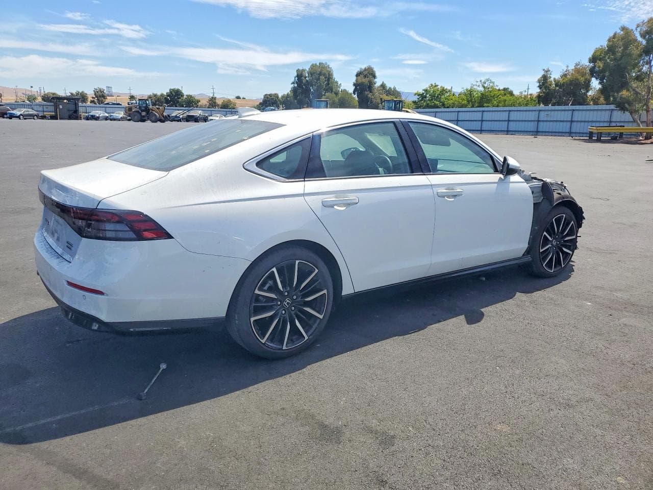 2025 Honda Accord Touring Hybrid - foto 3