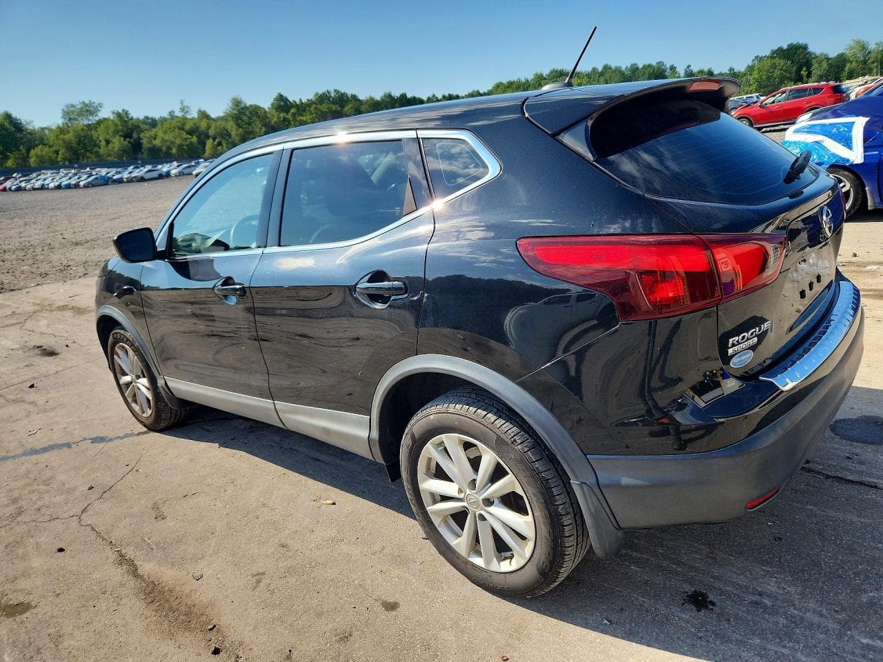 2018 Nissan Rogue Sport S - foto 2