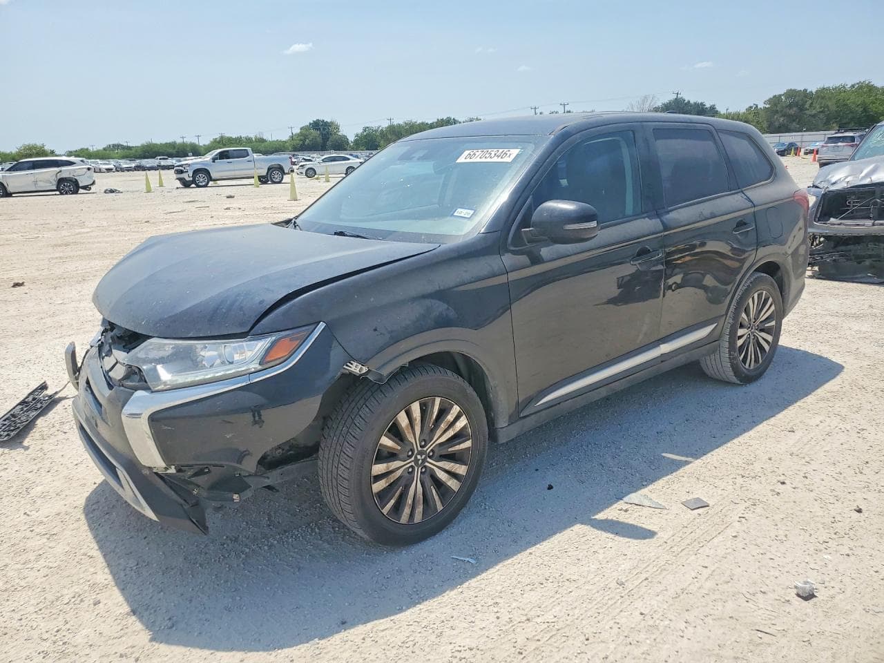 Mitsubishi Outlander 2020 z USA