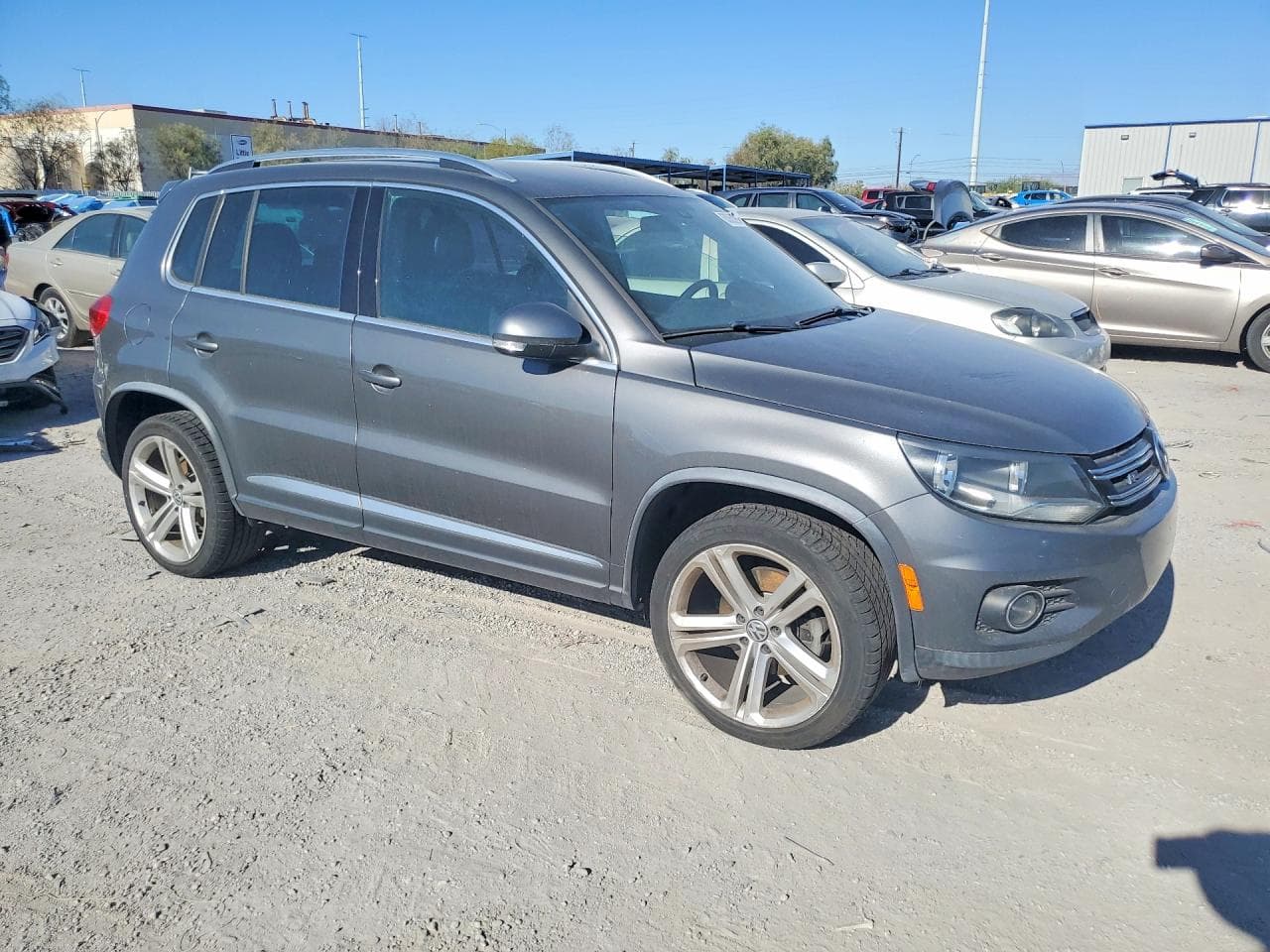 2016 Volkswagen Tiguan S - foto 4