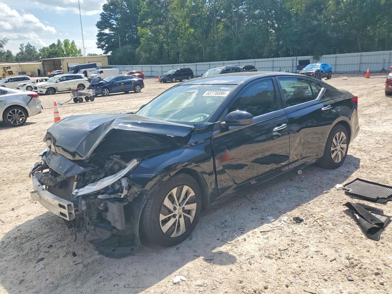 Nissan Altima 2020 z USA
