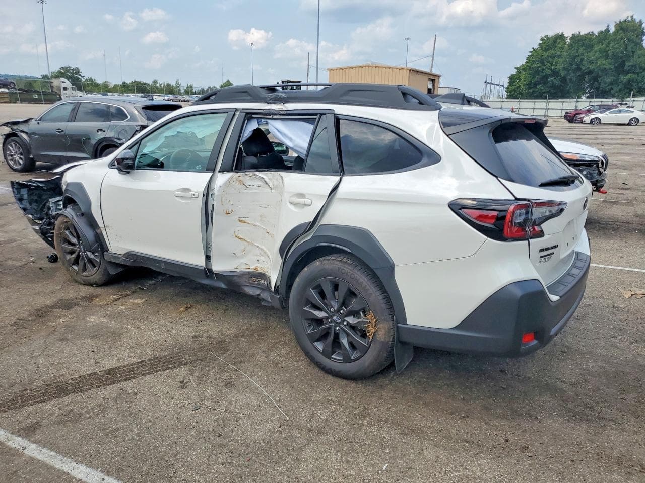 2025 Subaru Outback Onyx Edition - foto 2