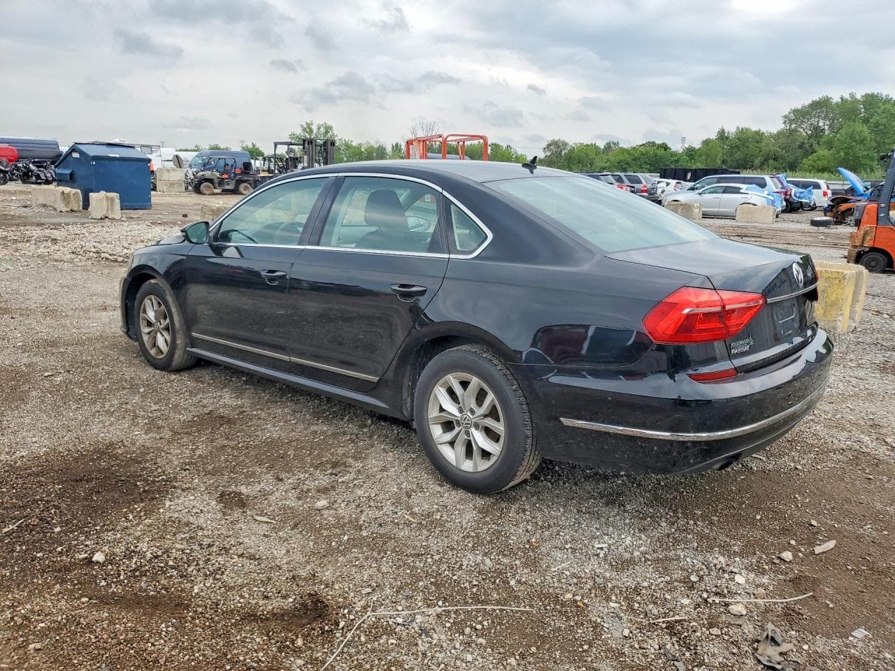 2016 Volkswagen Passat S - foto 2