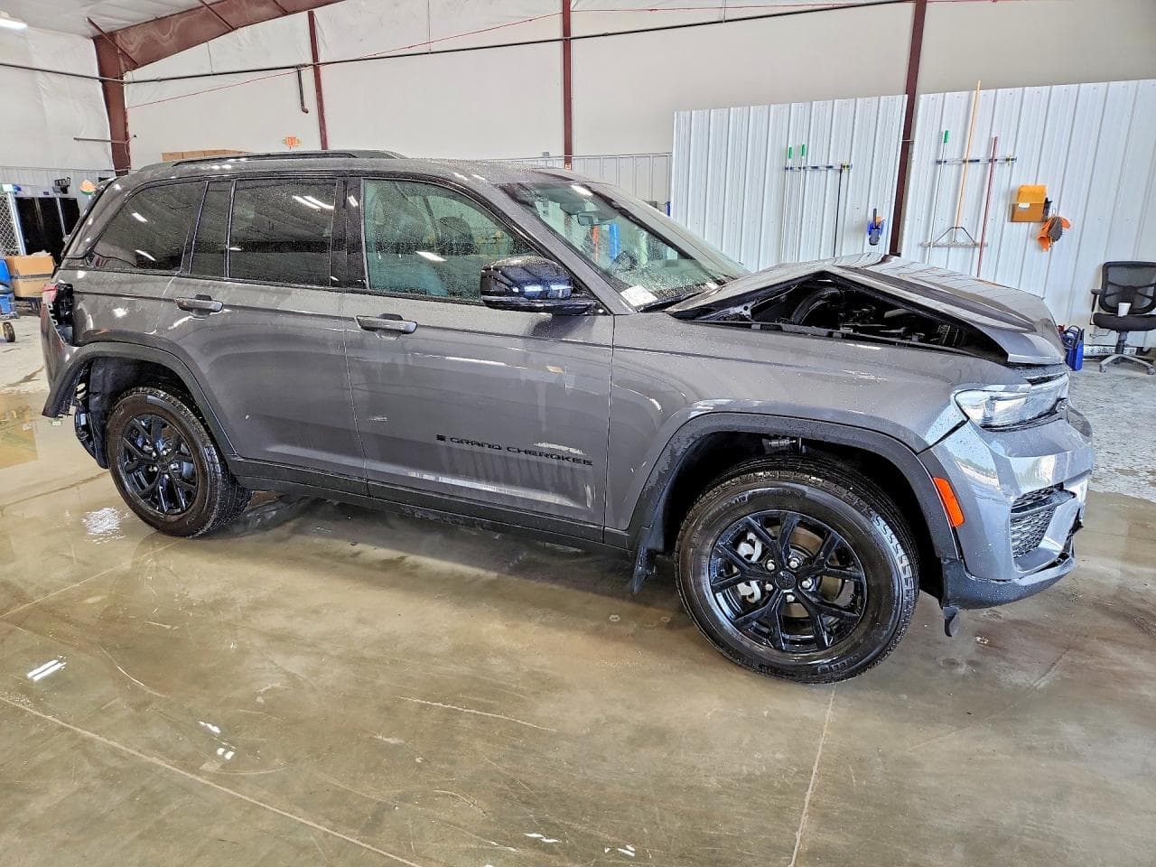 2025 Jeep Grand Cherokee Laredo - foto 4