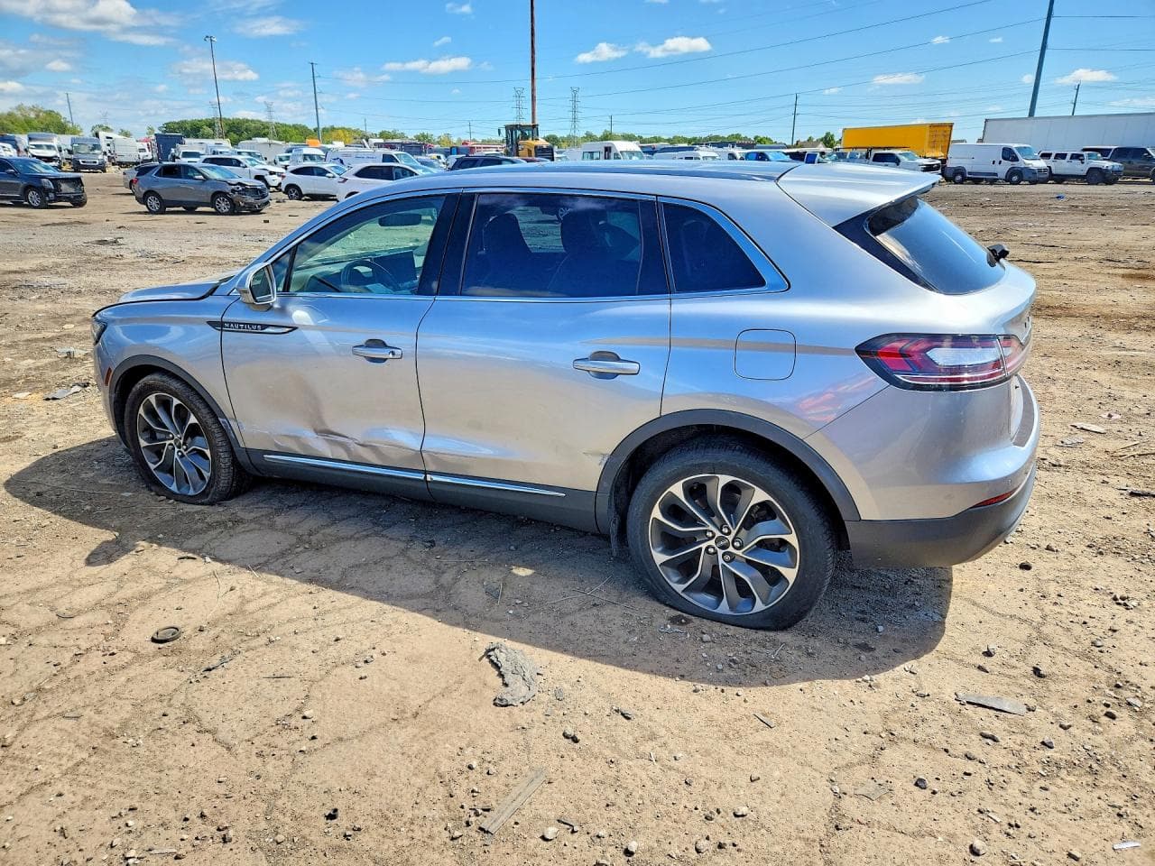 2022 Lincoln Nautilus Reserve - foto 2