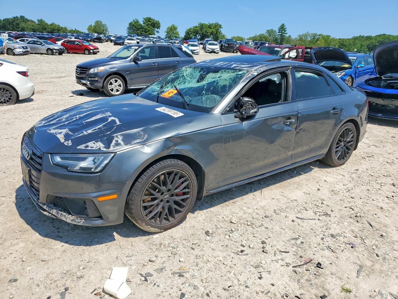 Audi A4 2019 z USA