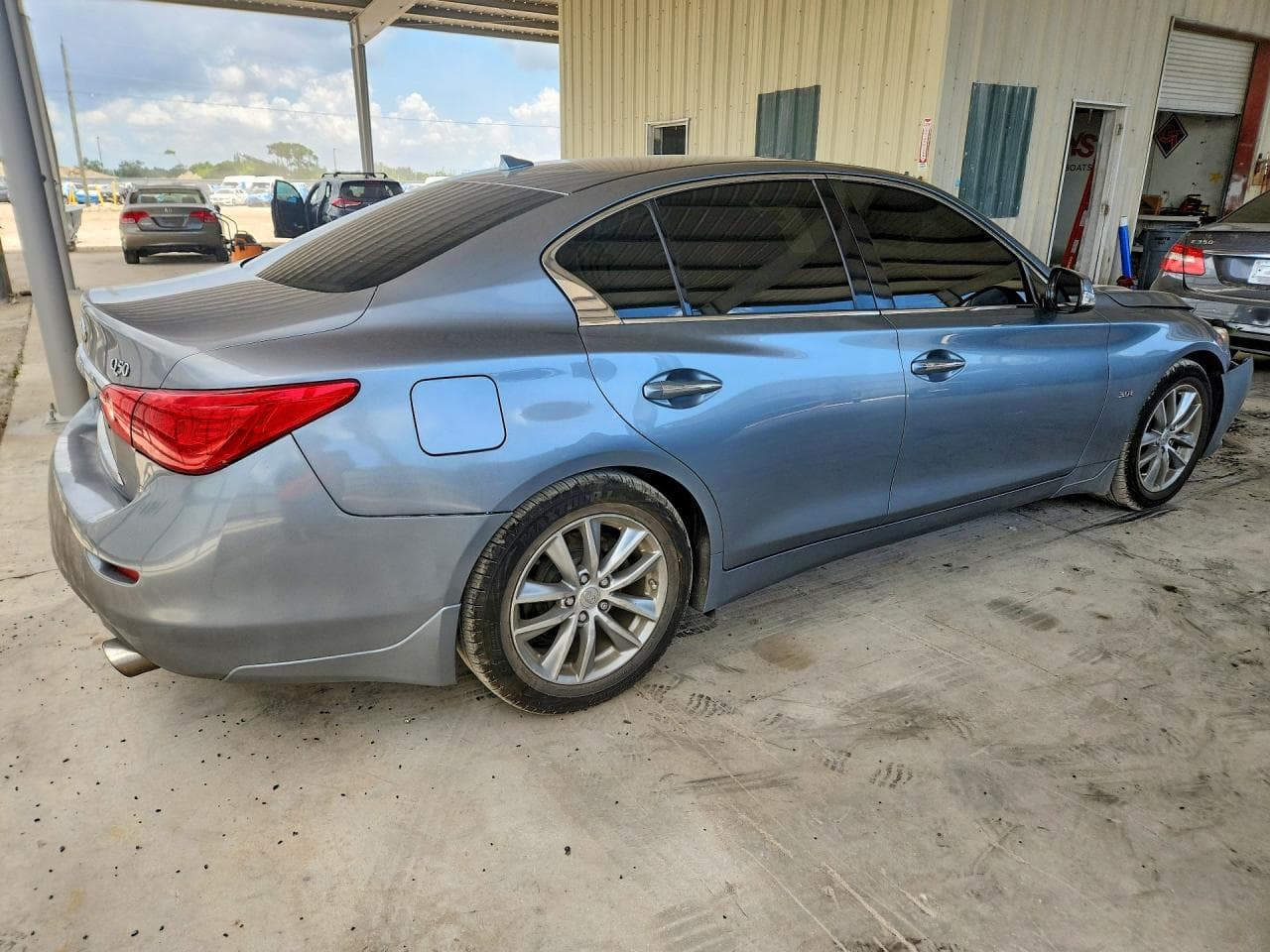 2017 Infiniti Q50 3.0T Premium - foto 3