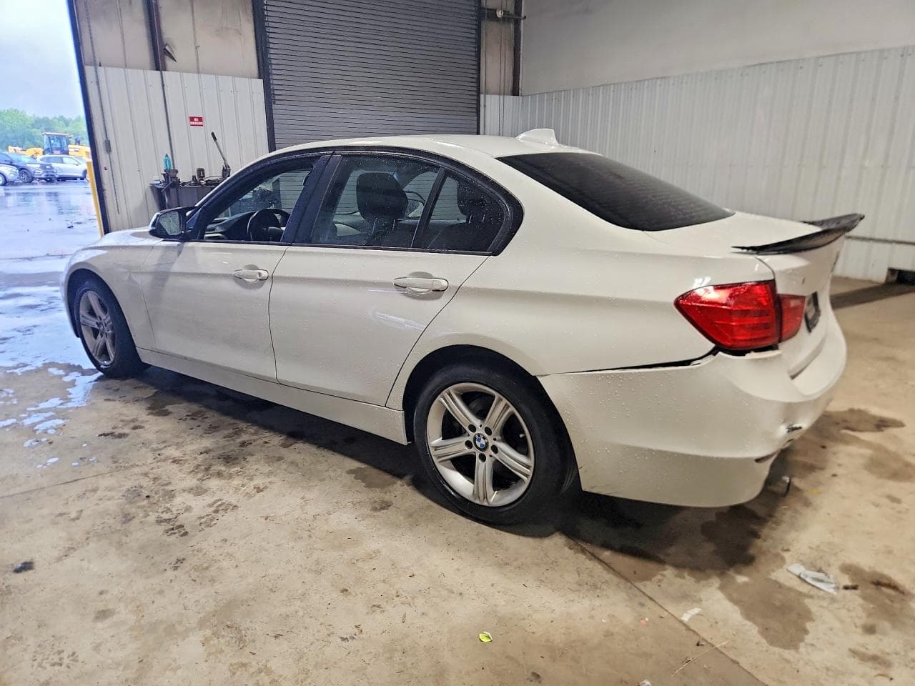 2014 BMW 320 I - foto 2