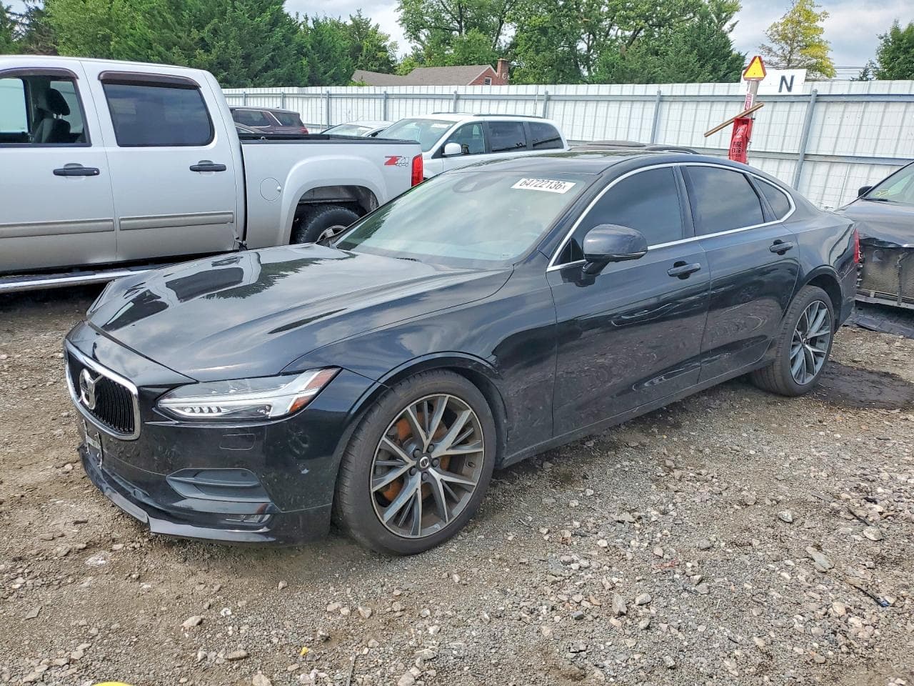 2017 Volvo S90 T6 Momentum