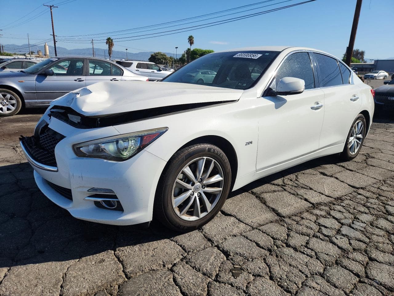 Infiniti Q50 2017 z USA