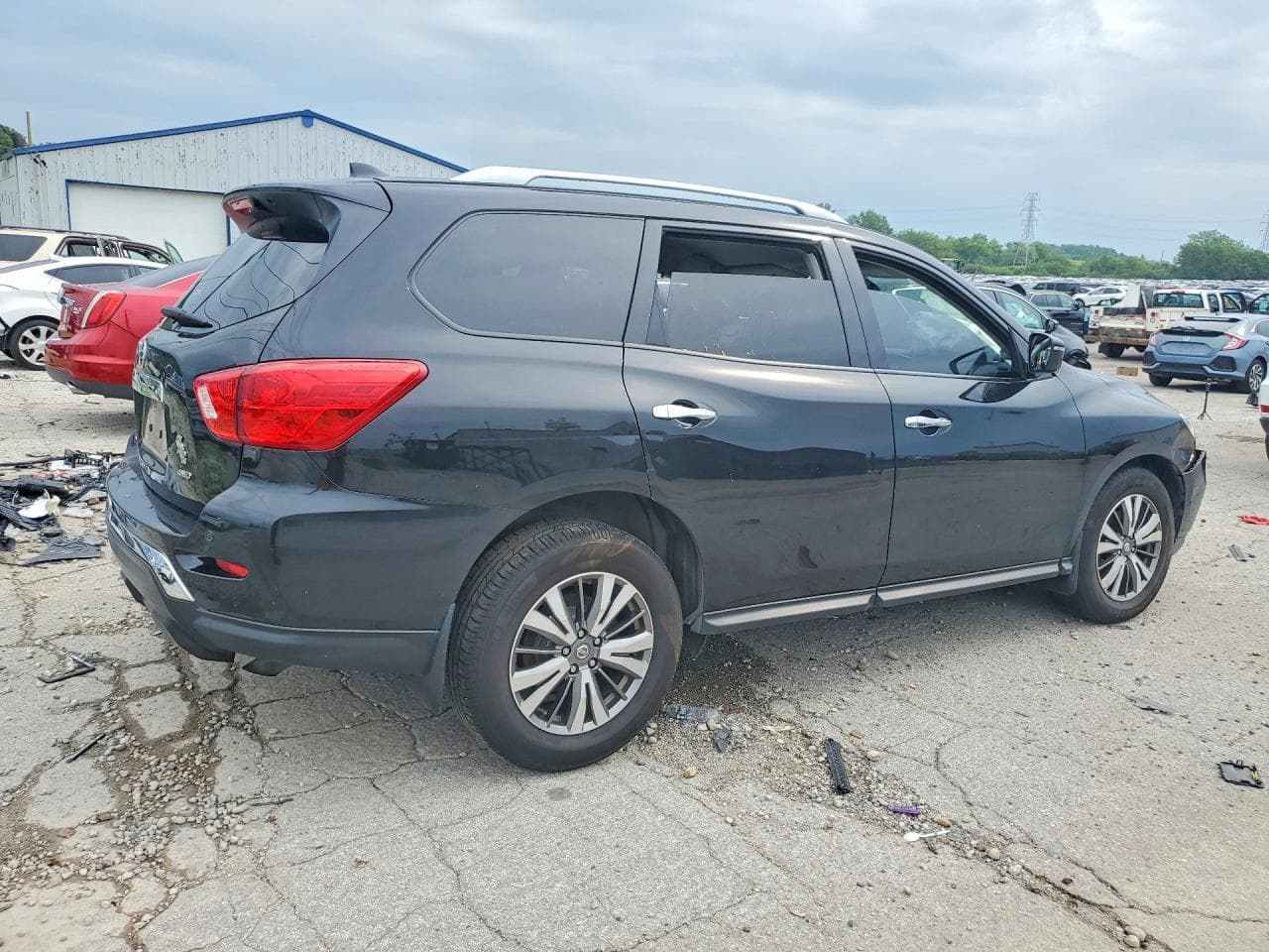 2019 Nissan Pathfinder S - foto 3